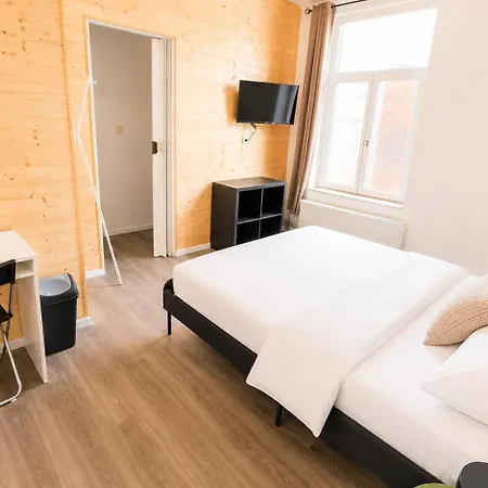 Apartament Daubresse 85 D Center Train Station Airport Charleroi